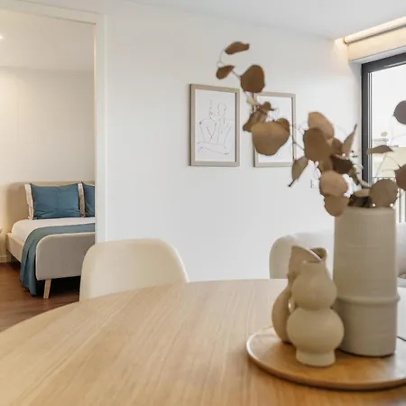 196 Andrade Corvo Collection By Minhos Guest